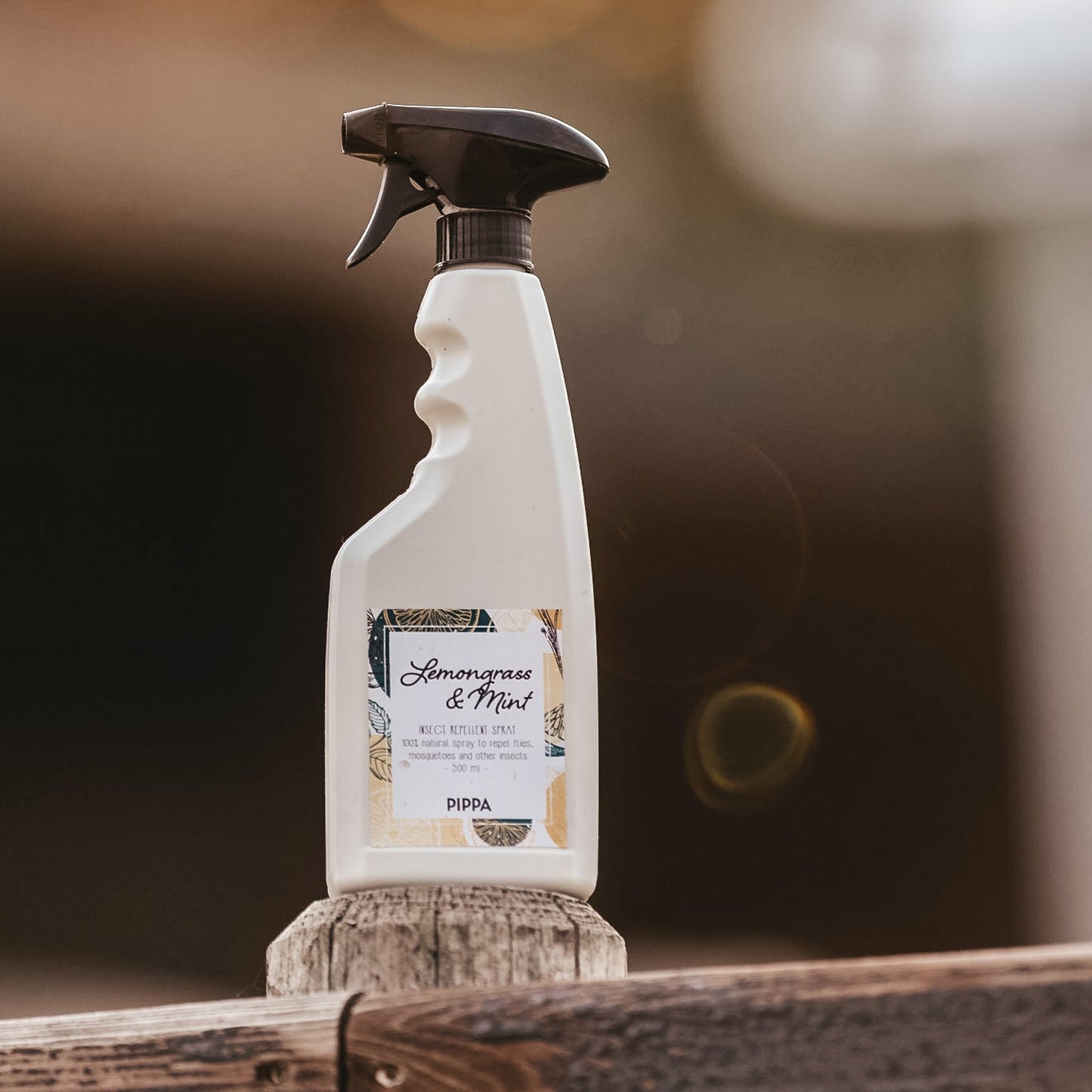 pippa lemongrass en mint repellent spray fles om insecten en vliegen van je paard te houden