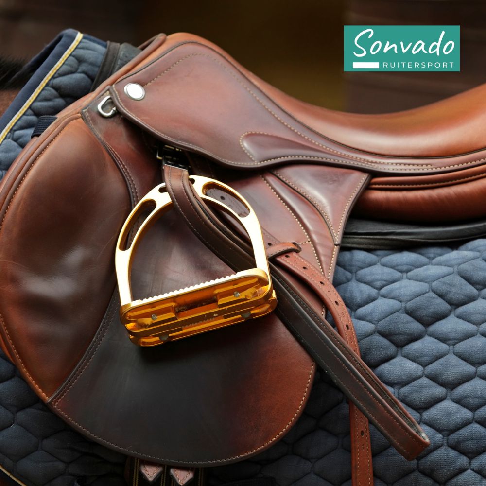 Rapide Ledervet: zo houd je je zadel en hoofdstel in topconditie