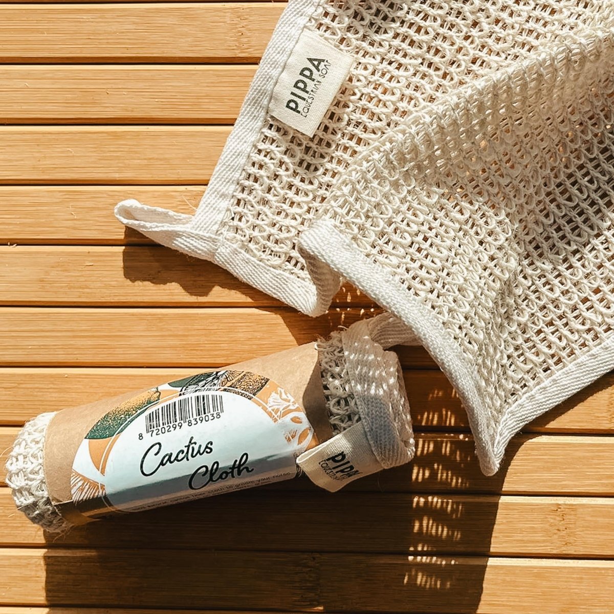 pippa cactus cloth uitgevouwen en een cactus cloth in de verpakking 